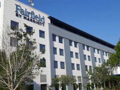 Fairfield By Marriott Ahmedabad Hotel Buitenkant foto